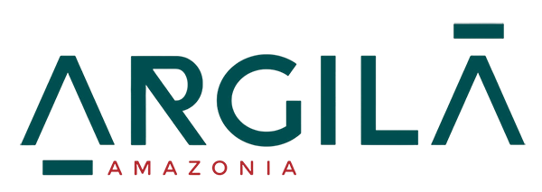 החלקת שיער טבעית ומקצועית עם מוצרי Argila – שיער חלק, בריא ומבריק